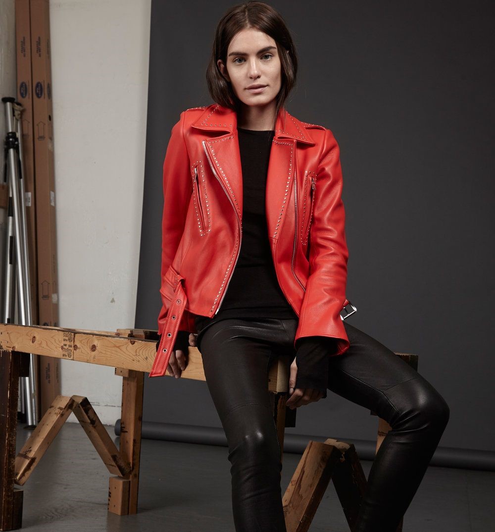 4 Perfect Leather Jackets That Redefine Colour This Fall What Costume